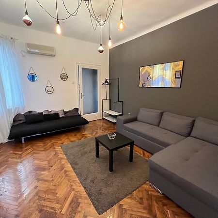 בלגרד Two Bedroom Apartment Near Slavija Square מראה חיצוני תמונה