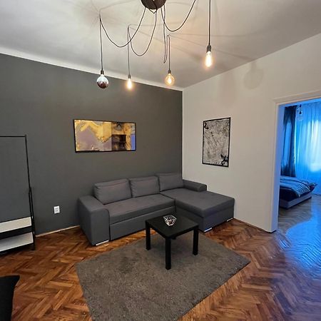 בלגרד Two Bedroom Apartment Near Slavija Square מראה חיצוני תמונה