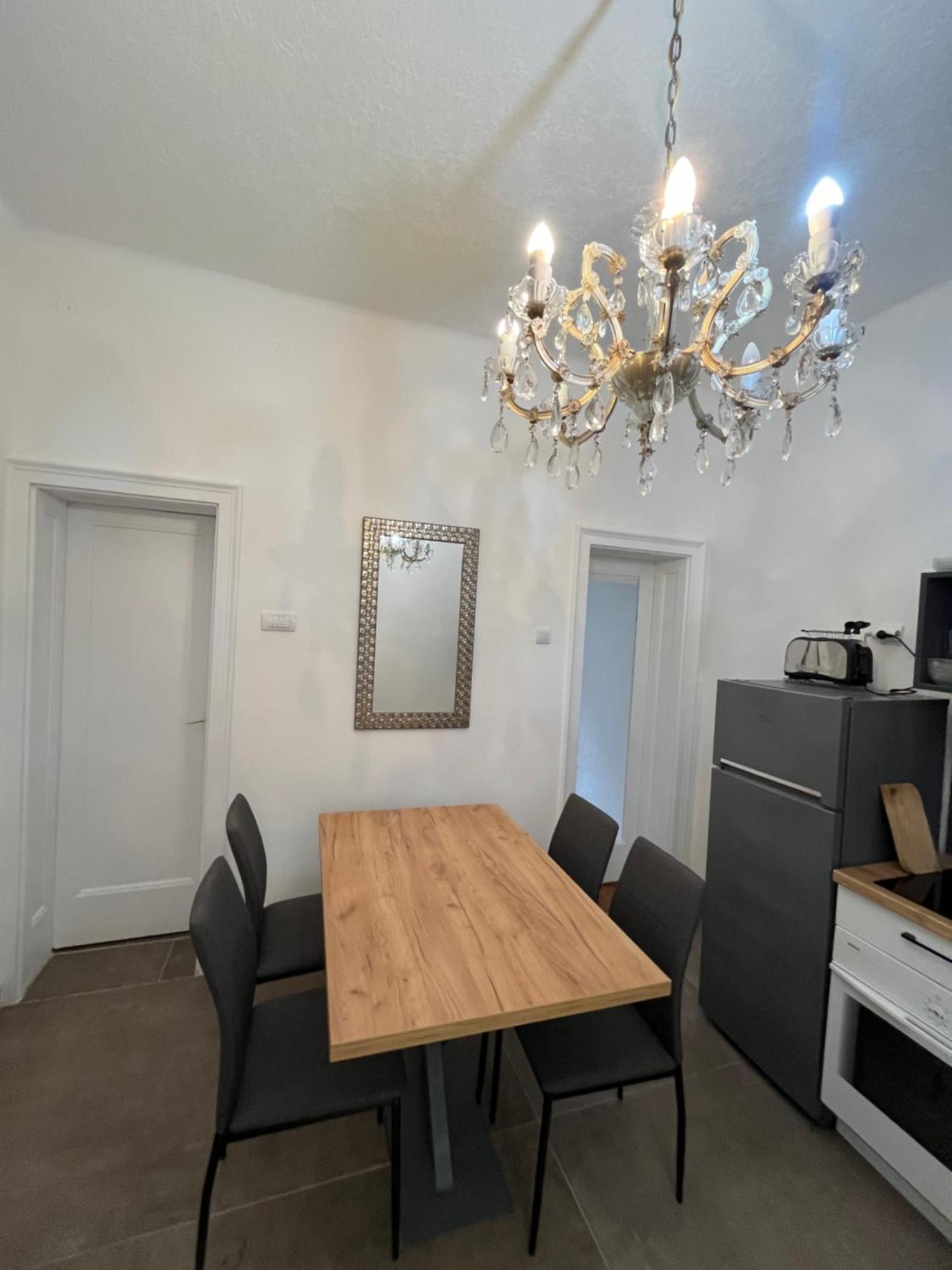 בלגרד Two Bedroom Apartment Near Slavija Square מראה חיצוני תמונה