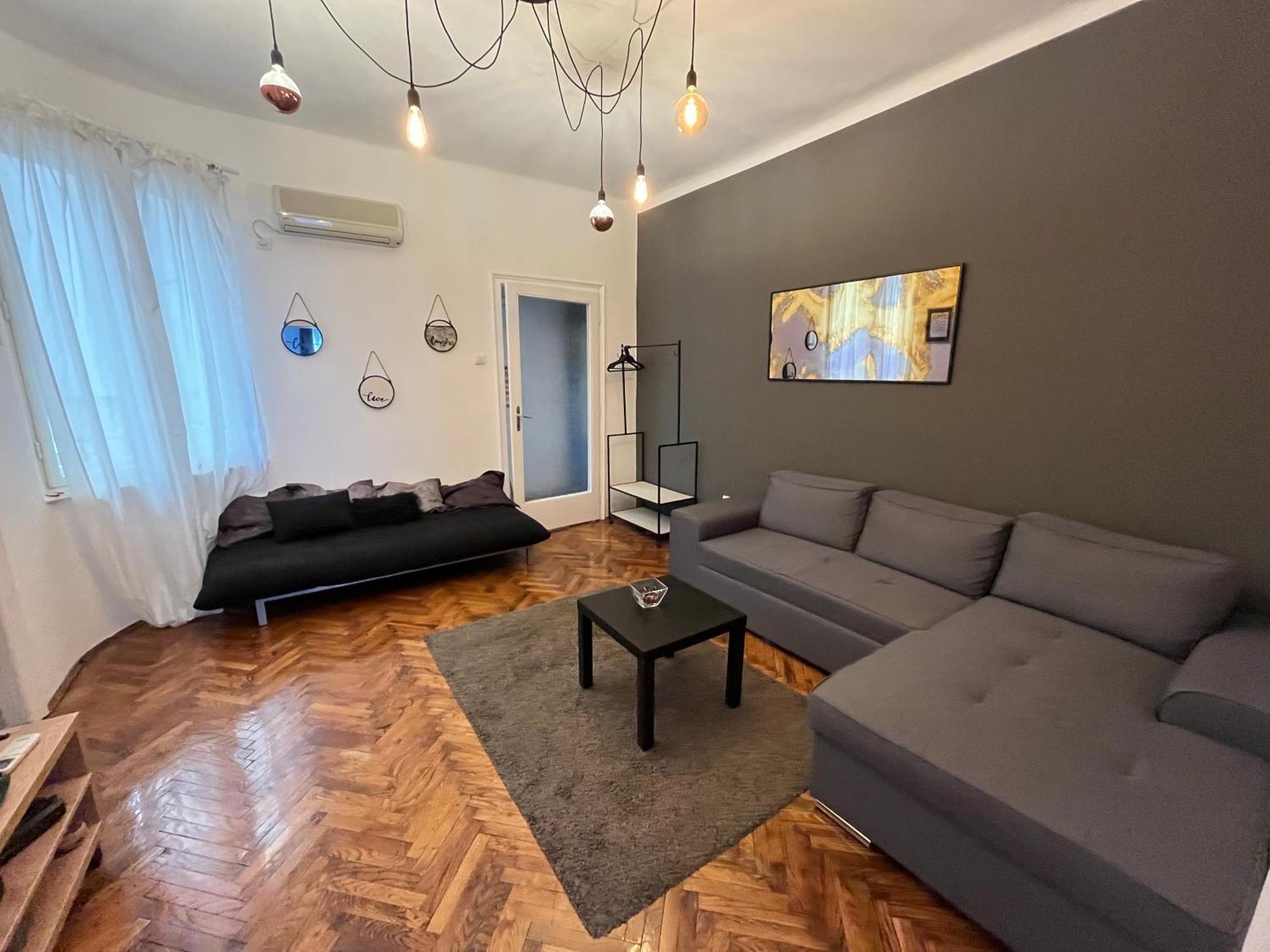 בלגרד Two Bedroom Apartment Near Slavija Square מראה חיצוני תמונה